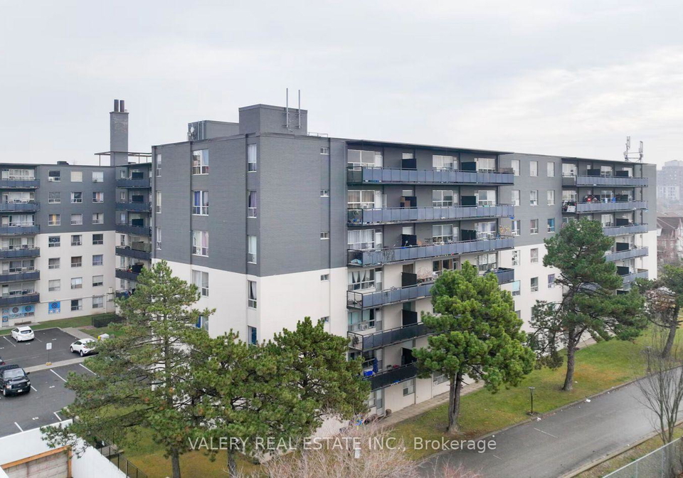 1450-sheppard-avenue-w-toronto-york-ontario-w13656926