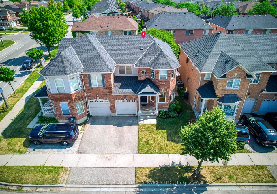 916-mcnair-circle-milton-ontario-w13656990