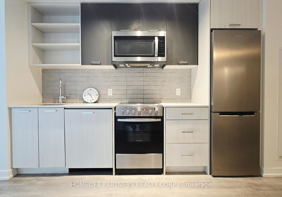 2300-st-clair-avenue-w-toronto-toronto-ontario-w13657136