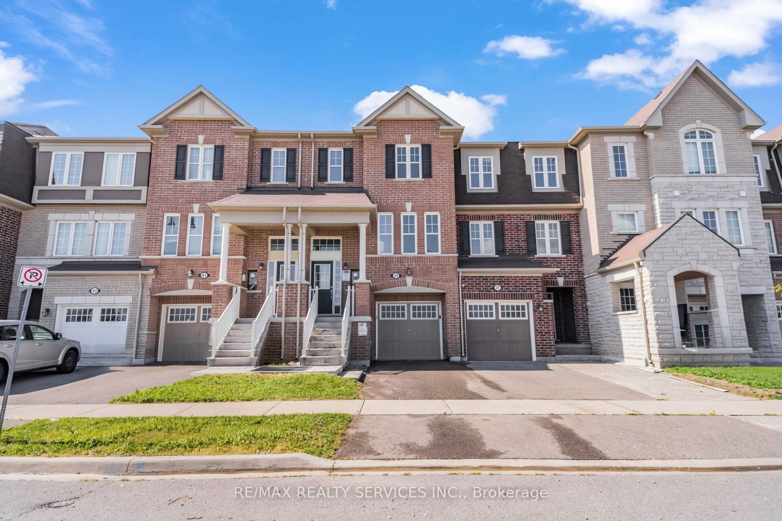 39-baycliffe-crescent-brampton-ontario-w13657214
