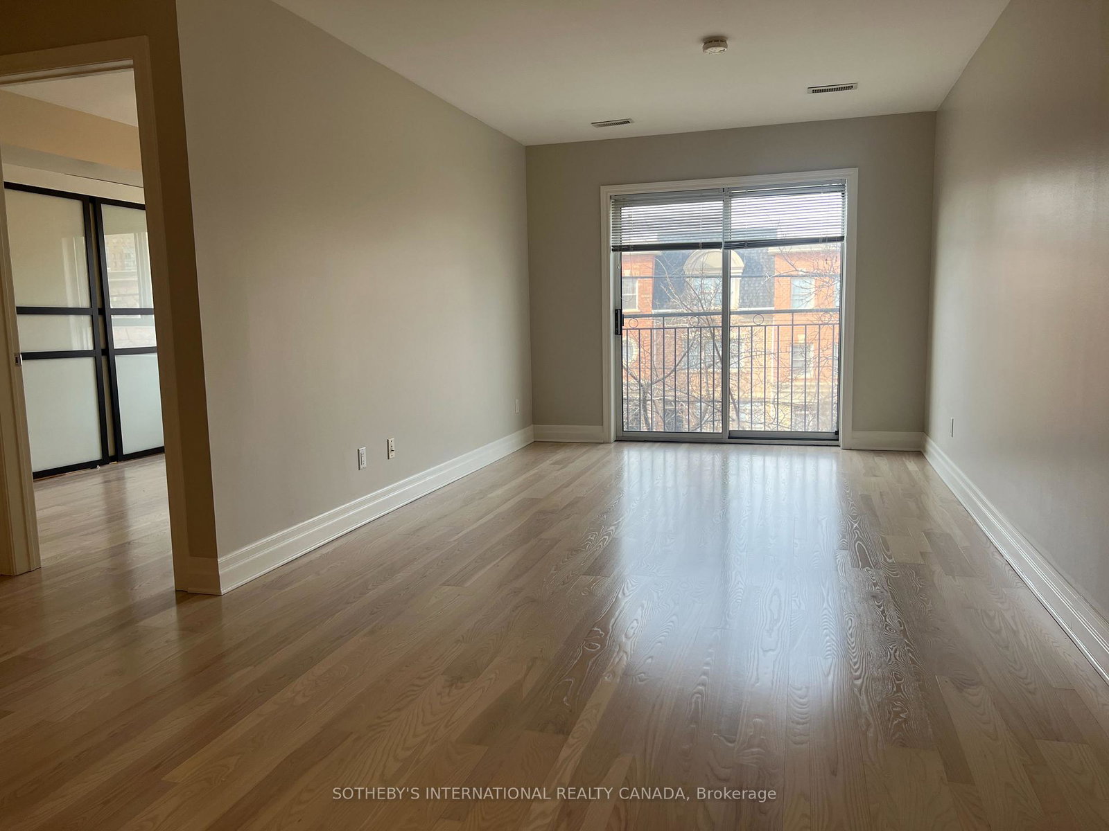 3069-lakeshore-boulevard-toronto-etobicoke-ontario-w13657268
