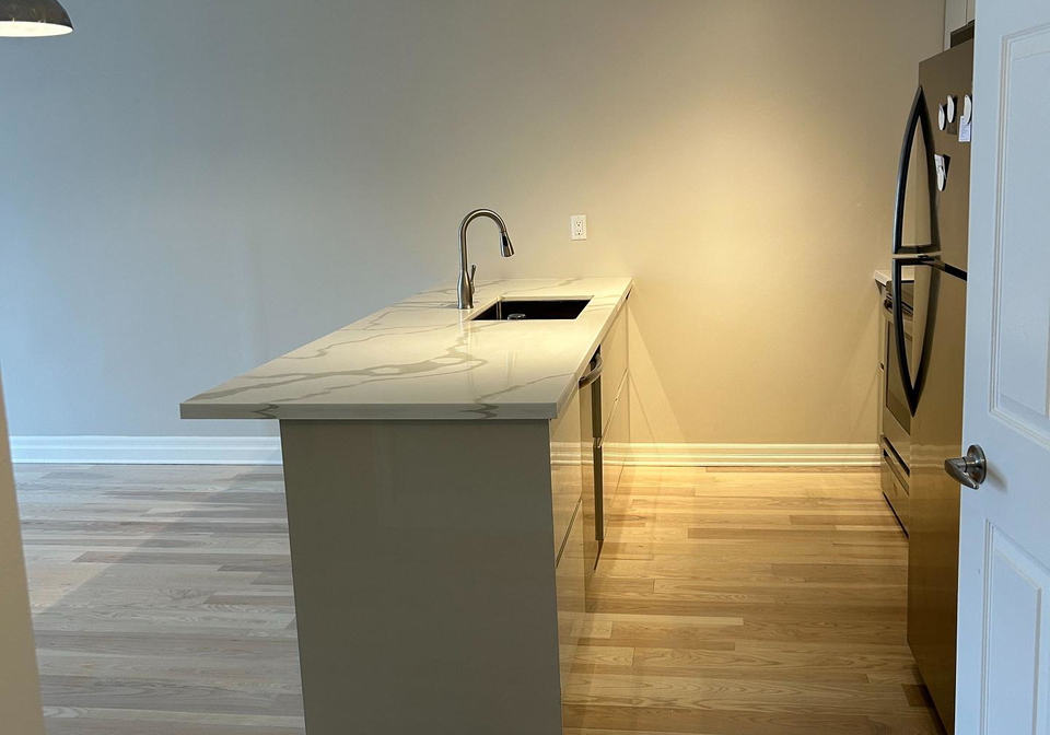 3069-lakeshore-boulevard-toronto-etobicoke-ontario-w13657268