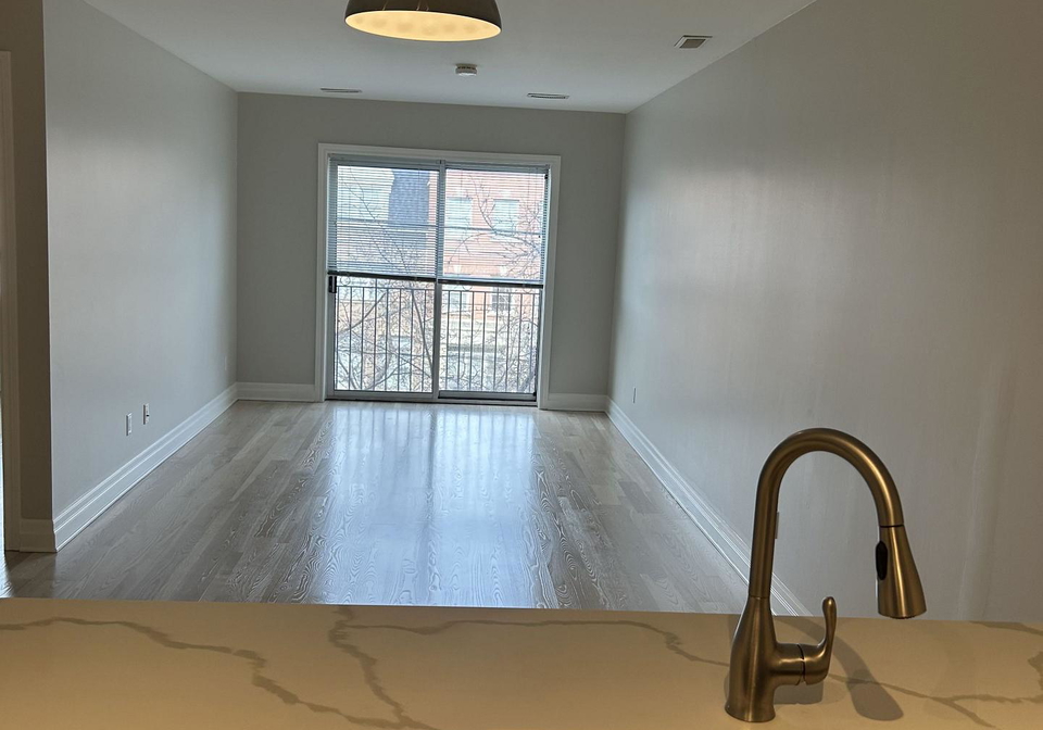 3069-lakeshore-boulevard-toronto-etobicoke-ontario-w13657268