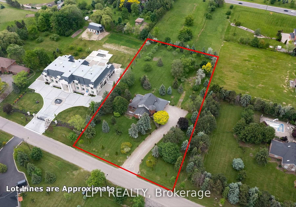 6-fenton-way-brampton-ontario-w13657402