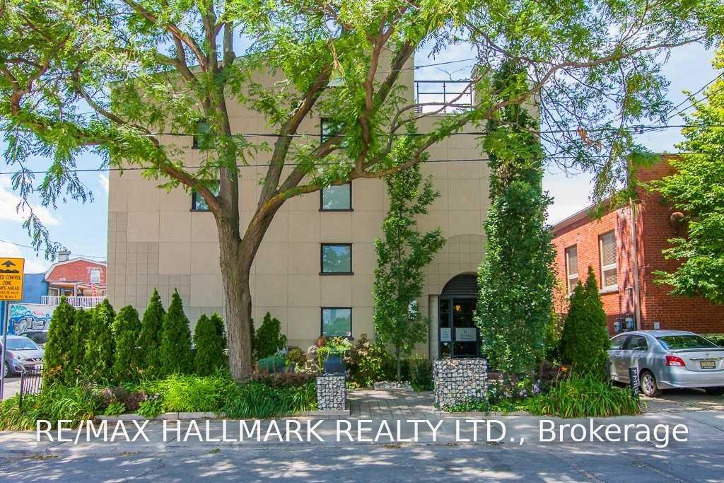 6-bartlett-avenue-toronto-toronto-ontario-w13657430