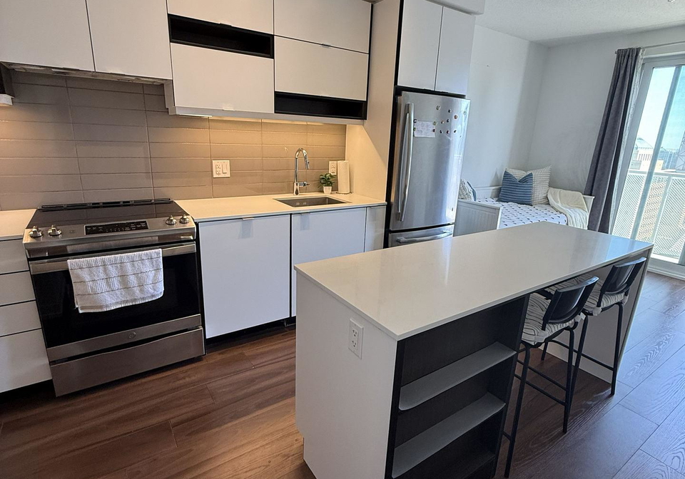4065-confederation-parkway-mississauga-ontario-w13657442