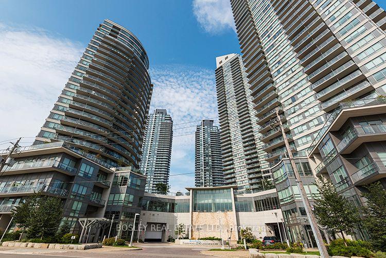 15-legion-road-toronto-etobicoke-ontario-w13657540