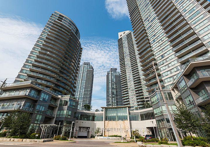 15-legion-road-toronto-etobicoke-ontario-w13657540