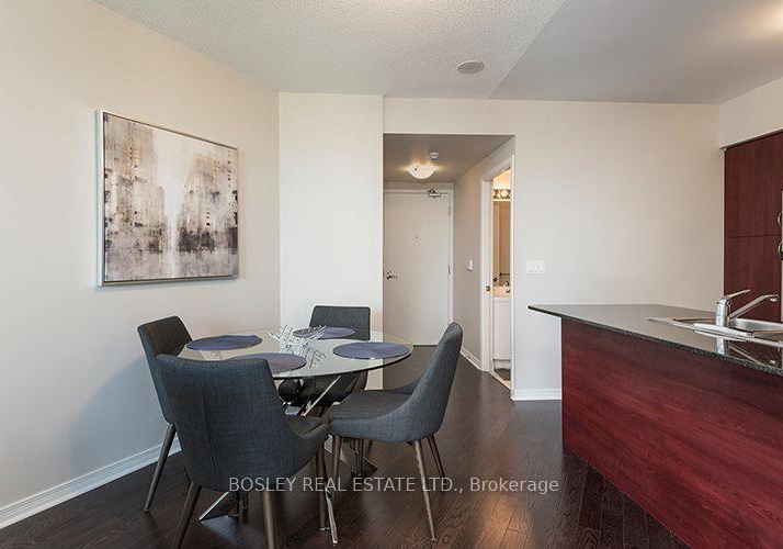 15-legion-road-toronto-etobicoke-ontario-w13657540