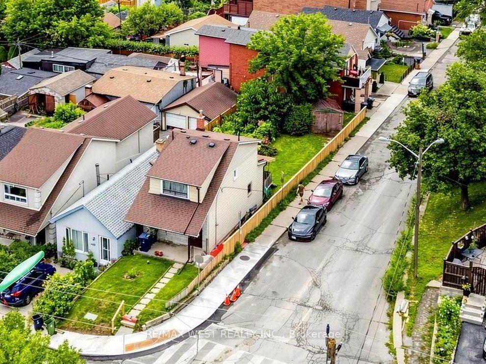 410-silverthorn-avenue-toronto-toronto-ontario-w13657604