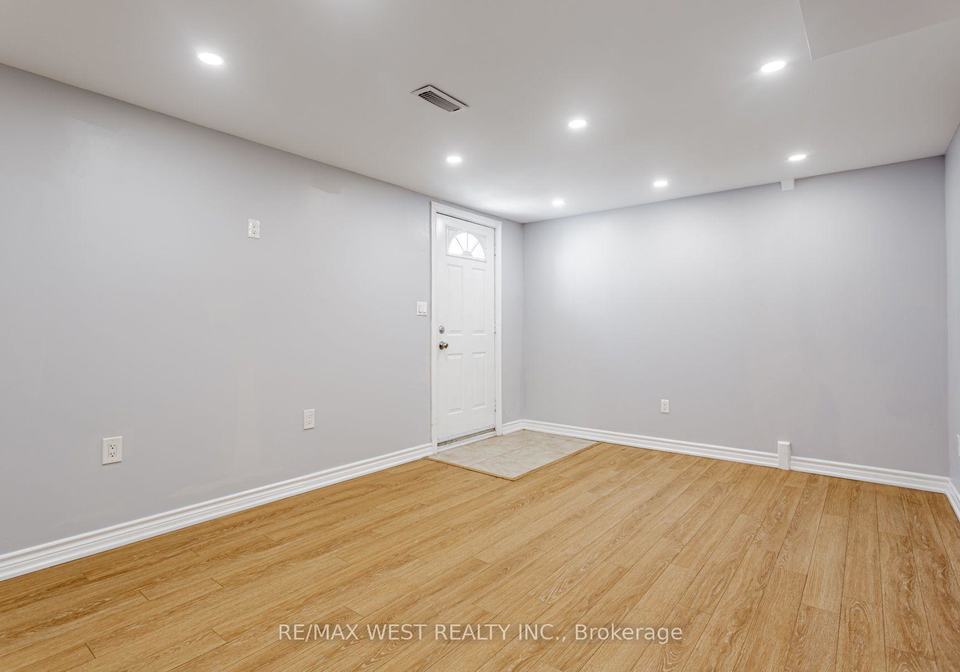 31-clair-road-toronto-york-ontario-w13657684