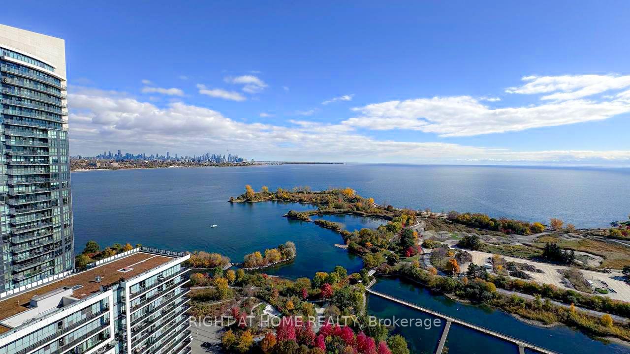 33-shore-breeze-drive-toronto-etobicoke-ontario-w13657702