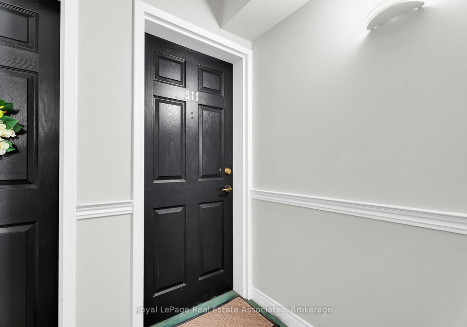 4003-kilmer-drive-burlington-ontario-w13657714