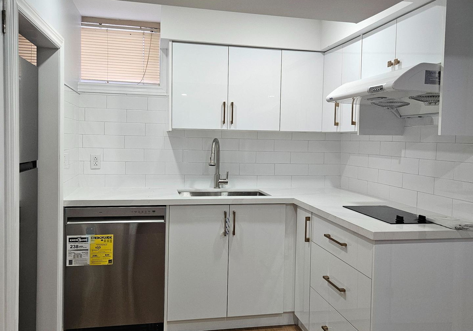 24-fletcher-place-toronto-etobicoke-ontario-w13657752