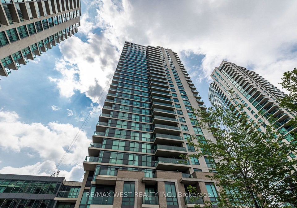 215-sherway-gardens-road-toronto-etobicoke-ontario-w13657772