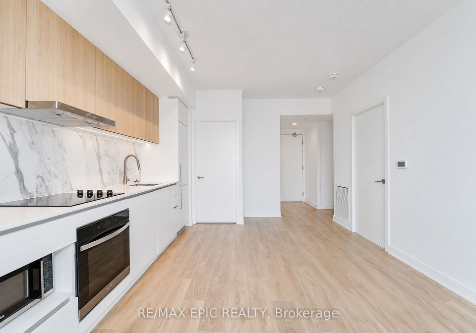1100-sheppard-street-w-toronto-york-ontario-w13657780
