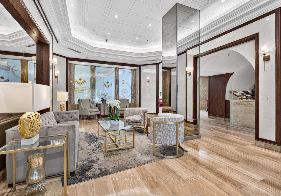 2045-lake-shore-boulevard-w-toronto-etobicoke-ontario-w13657846