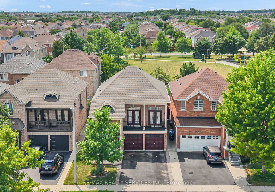 32-brentcliff-drive-brampton-ontario-w13657908