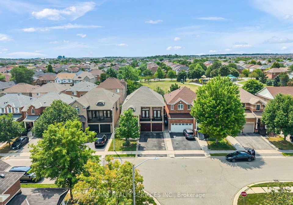 32-brentcliff-drive-brampton-ontario-w13657908