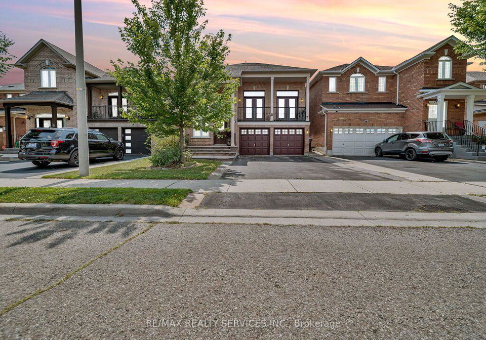 32-brentcliff-drive-brampton-ontario-w13657908