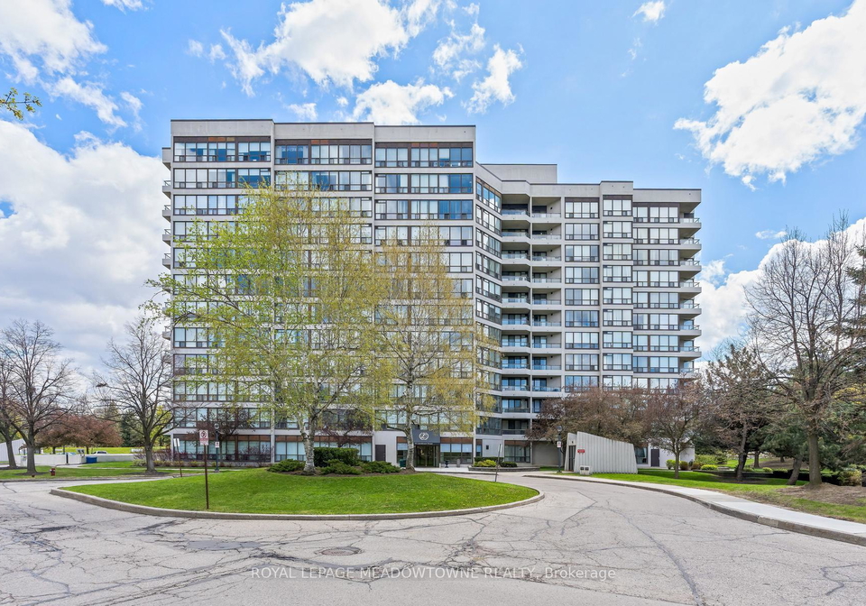 10-laurelcrest-street-brampton-ontario-w13657926