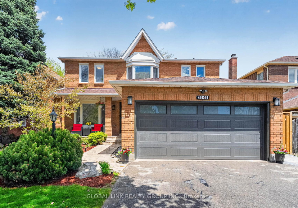 upper-2141-galena-crescent-oakville-ontario-w13657930