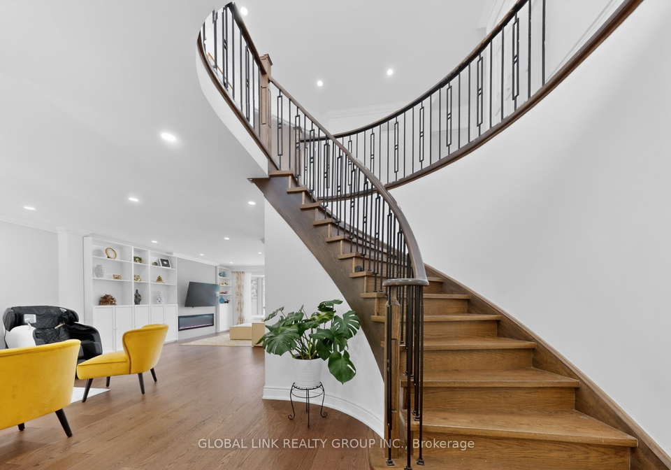 upper-2141-galena-crescent-oakville-ontario-w13657930