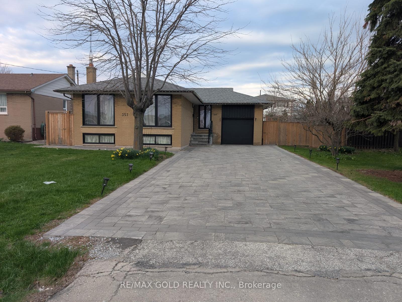 357-morden-road-oakville-ontario-w13658054