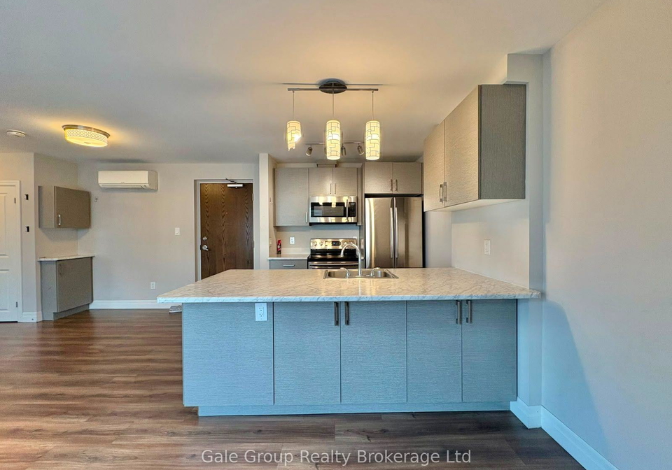 5-paisley-boulevard-e-mississauga-ontario-w13658066