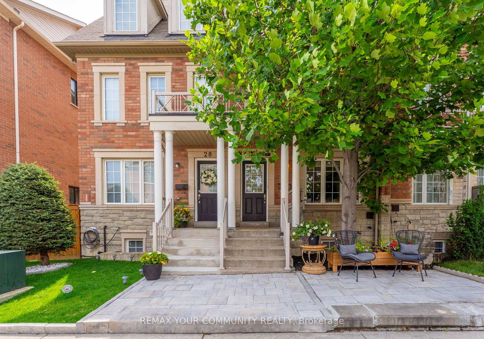 26-ted-wray-circle-toronto-york-ontario-w13658110