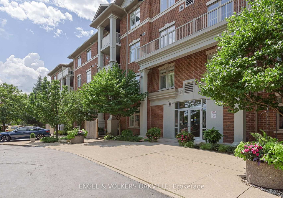 391-plains-road-e-burlington-ontario-w13658328