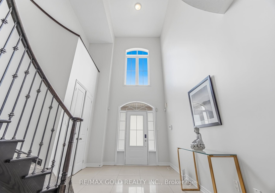 15-junetown-circle-brampton-ontario-w13658418