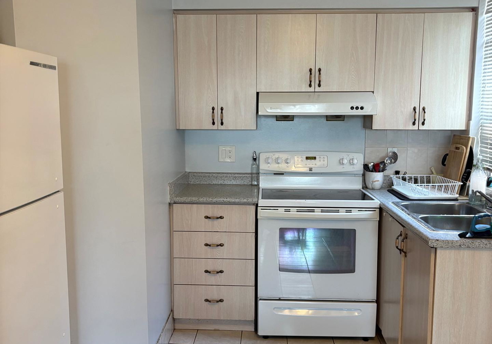 844-browns-line-toronto-etobicoke-ontario-w13658438