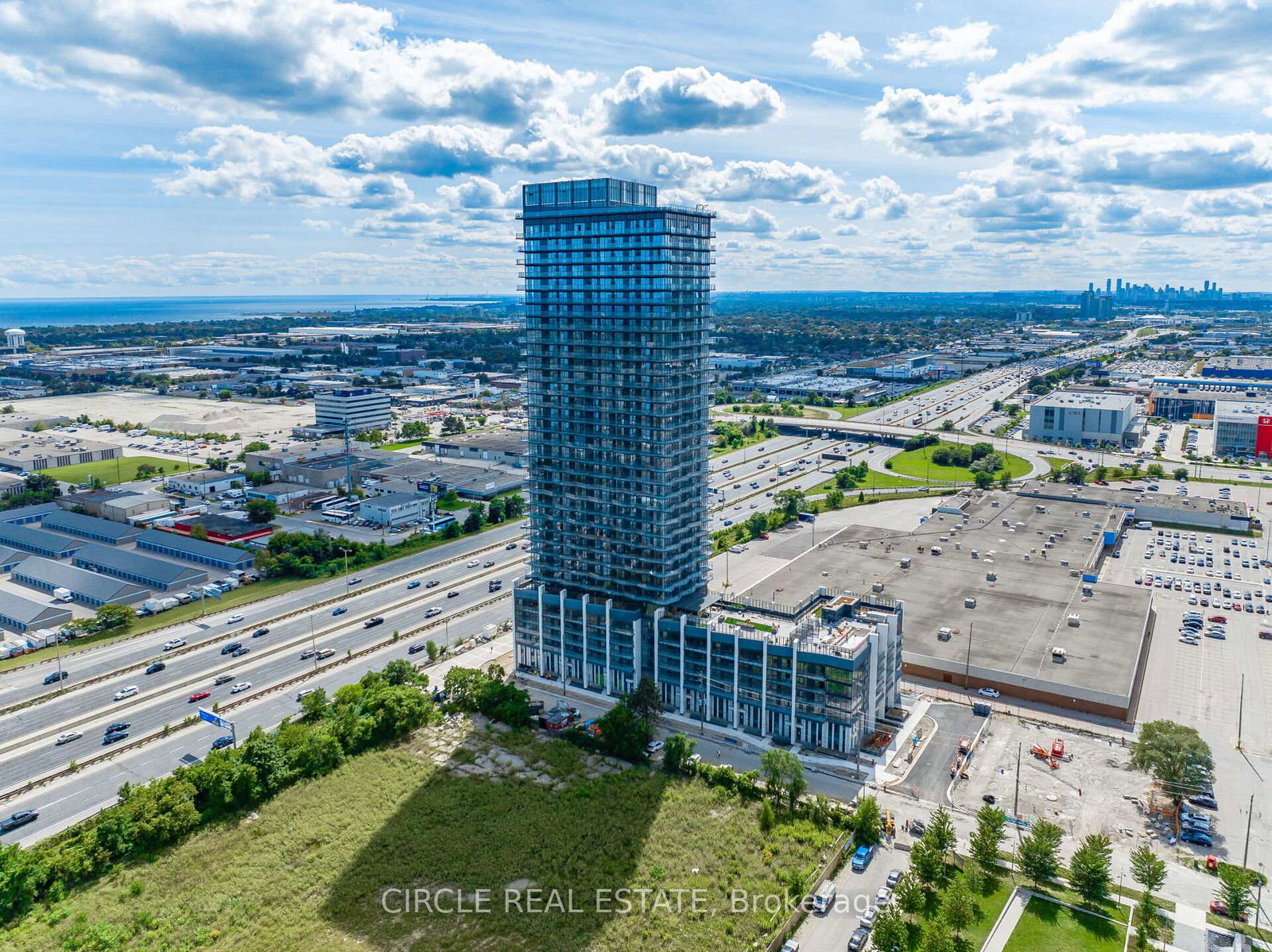 36-zorra-street-toronto-etobicoke-ontario-w13658484