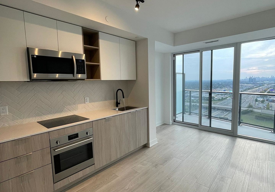 36-zorra-street-toronto-etobicoke-ontario-w13658484