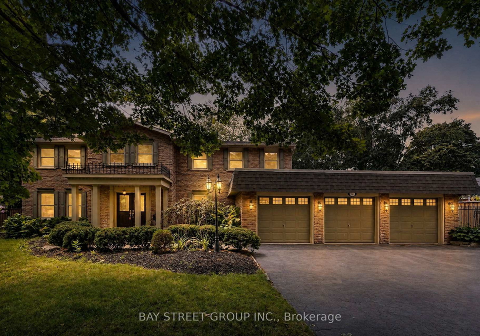 244-colchester-drive-oakville-ontario-w13658672