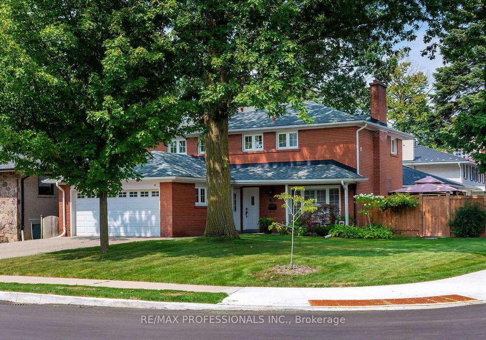 38-boxwood-road-toronto-etobicoke-ontario-w13658818