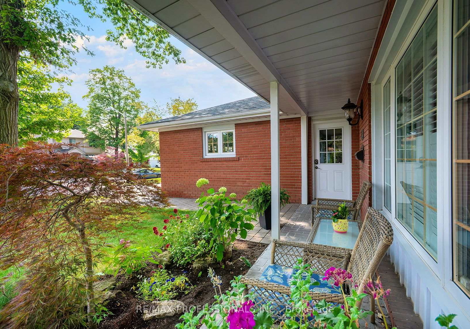 38-boxwood-road-toronto-etobicoke-ontario-w13658818
