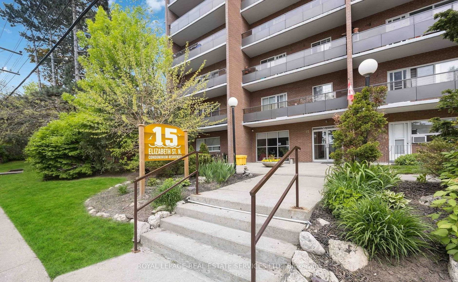 15-elizabeth-street-mississauga-ontario-w13658826