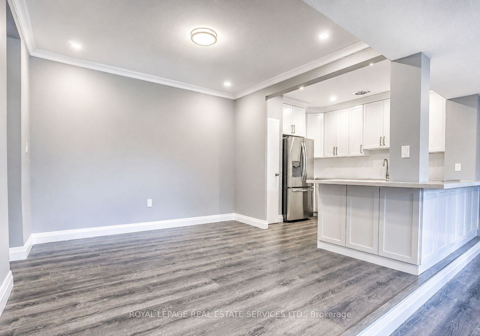 15-elizabeth-street-mississauga-ontario-w13658826