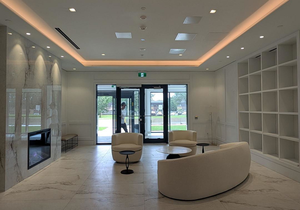 4010-eglinton-avenue-w-toronto-etobicoke-ontario-w13658886