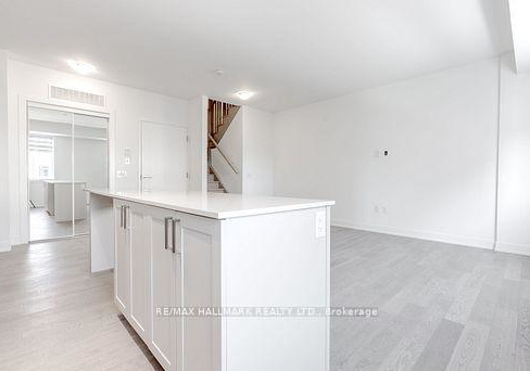 1085-douglas-mccurdy-common-mississauga-ontario-w13658950