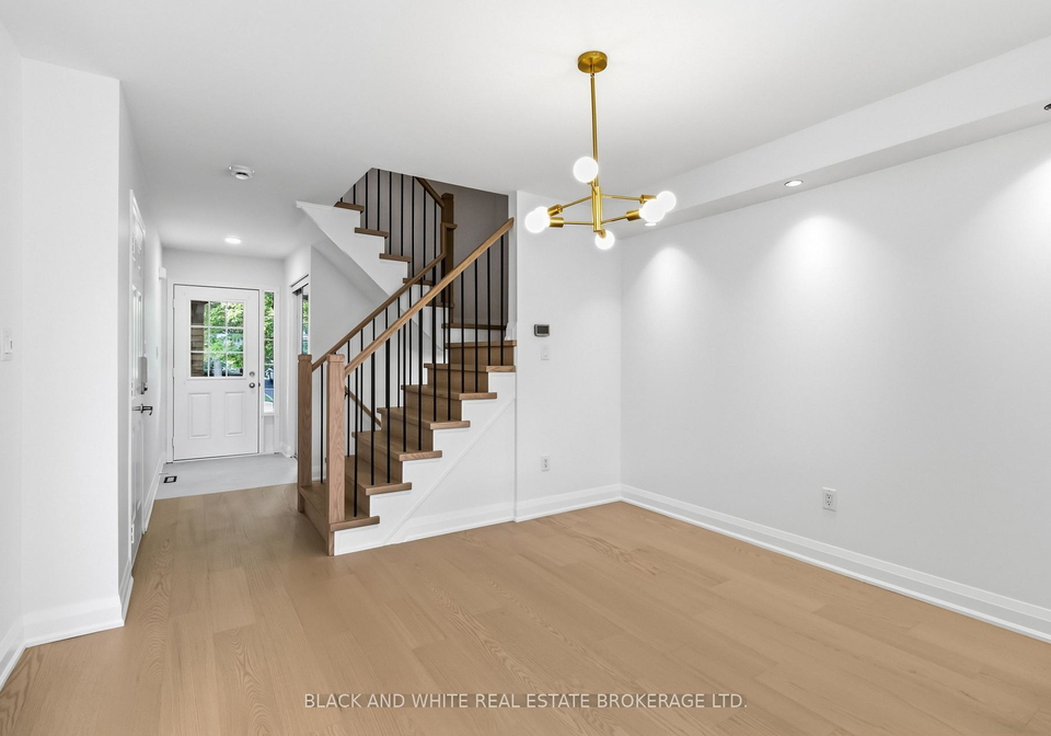 3178-stornoway-circle-oakville-ontario-w13658954