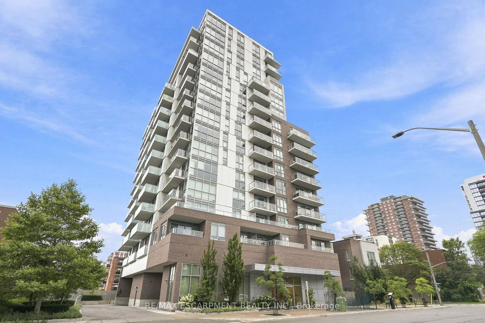 8-ann-street-mississauga-ontario-w13659032