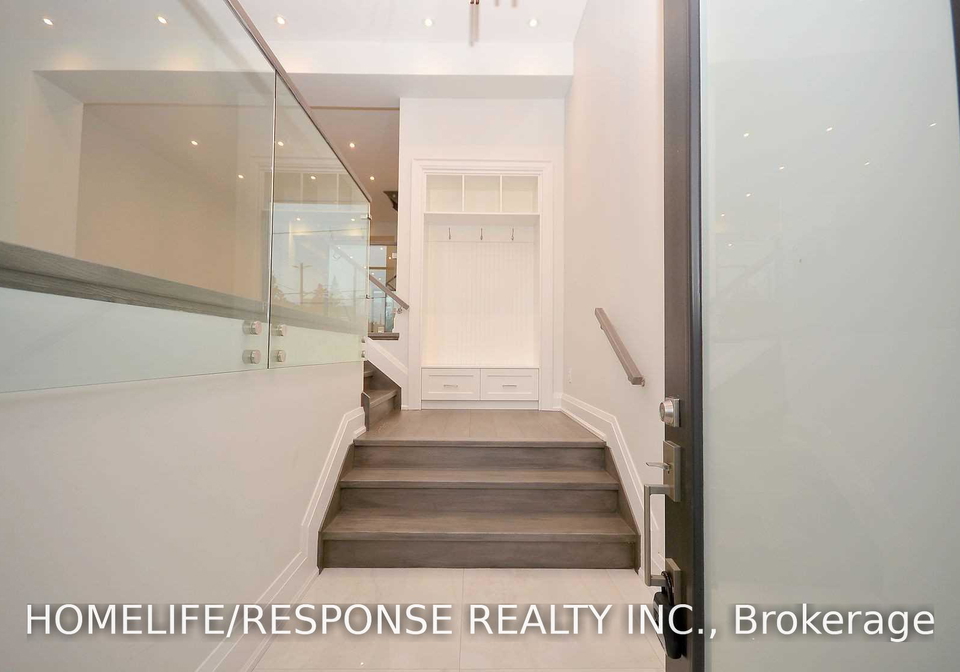 14b-pine-avenue-n-mississauga-ontario-w13659036