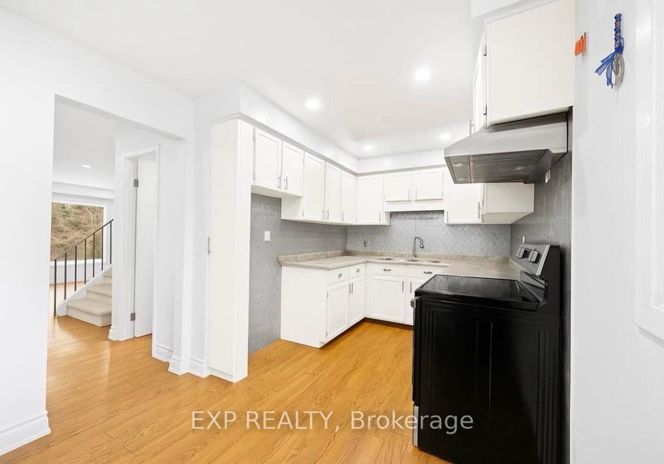 122-royal-palm-drive-brampton-ontario-w13659214