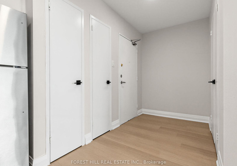 141-lyon-court-toronto-north-york-ontario-w13659418