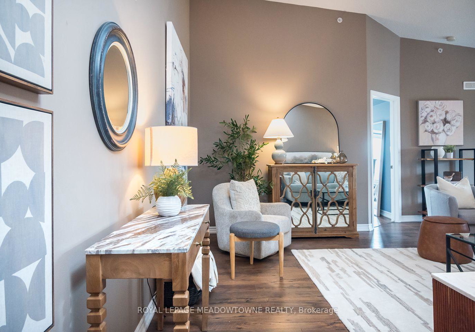 1483-maple-avenue-milton-ontario-w13659444