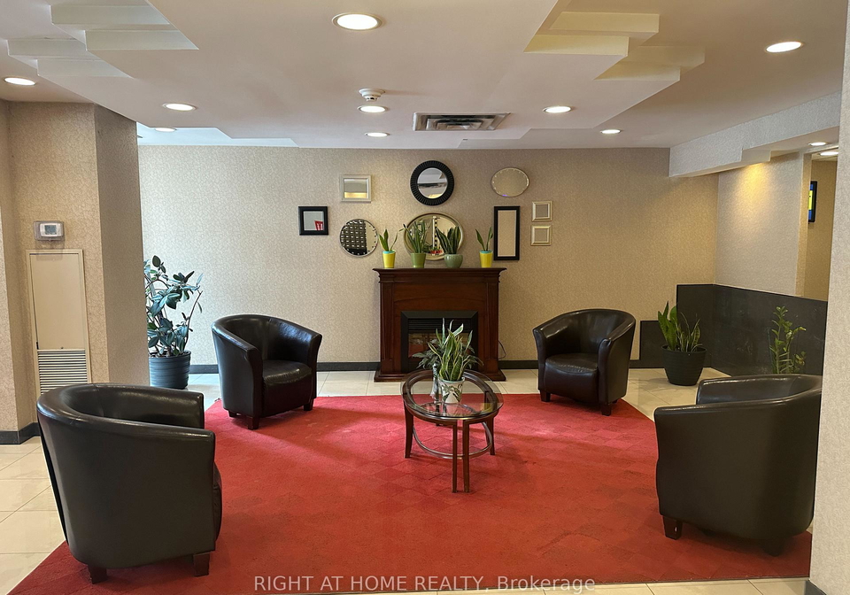 300-webb-drive-mississauga-ontario-w13659518
