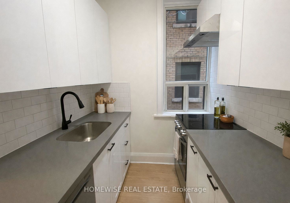 154king-street-w-toronto-toronto-ontario-w13659520